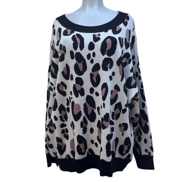 NWT Evri Sweater Womens 3X Black Cream Animal Print Crew Neck Pullover Oversized - Picture 1 of 16